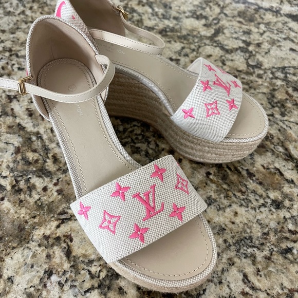 Louis Vuitton Starboard Wedge Sandals - Picture 6 of 6